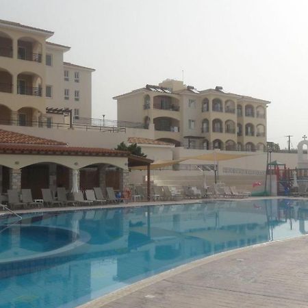 Cozy 2 Bedrooms Apartment In Complex With Swimming Pools And Beautiful View Paphos Eksteriør bilde