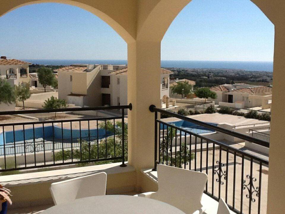 Cozy 2 Bedrooms Apartment In Complex With Swimming Pools And Beautiful View Paphos Eksteriør bilde