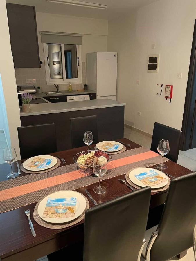 Cozy 2 Bedrooms Apartment In Complex With Swimming Pools And Beautiful View Paphos Eksteriør bilde