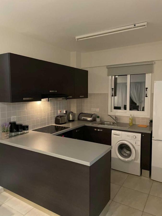 Cozy 2 Bedrooms Apartment In Complex With Swimming Pools And Beautiful View Paphos Eksteriør bilde